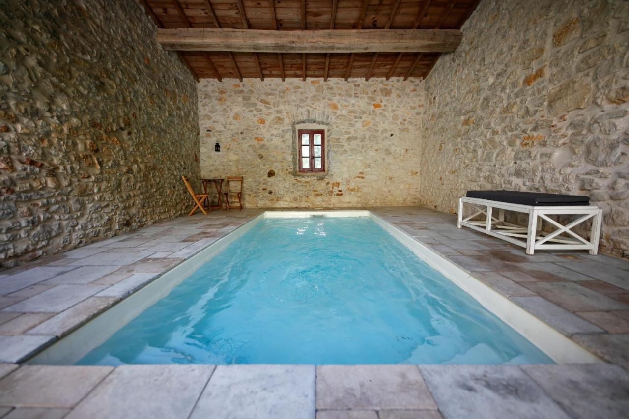 Bed and Breakfast Mas De Coulet Brissac Экстерьер фото